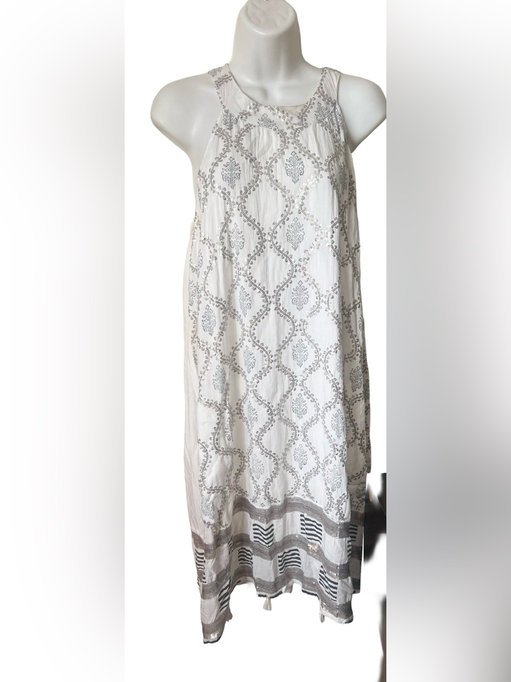 Lula Soul, White Clothing Care/Origin Label Close-Up, Sz M